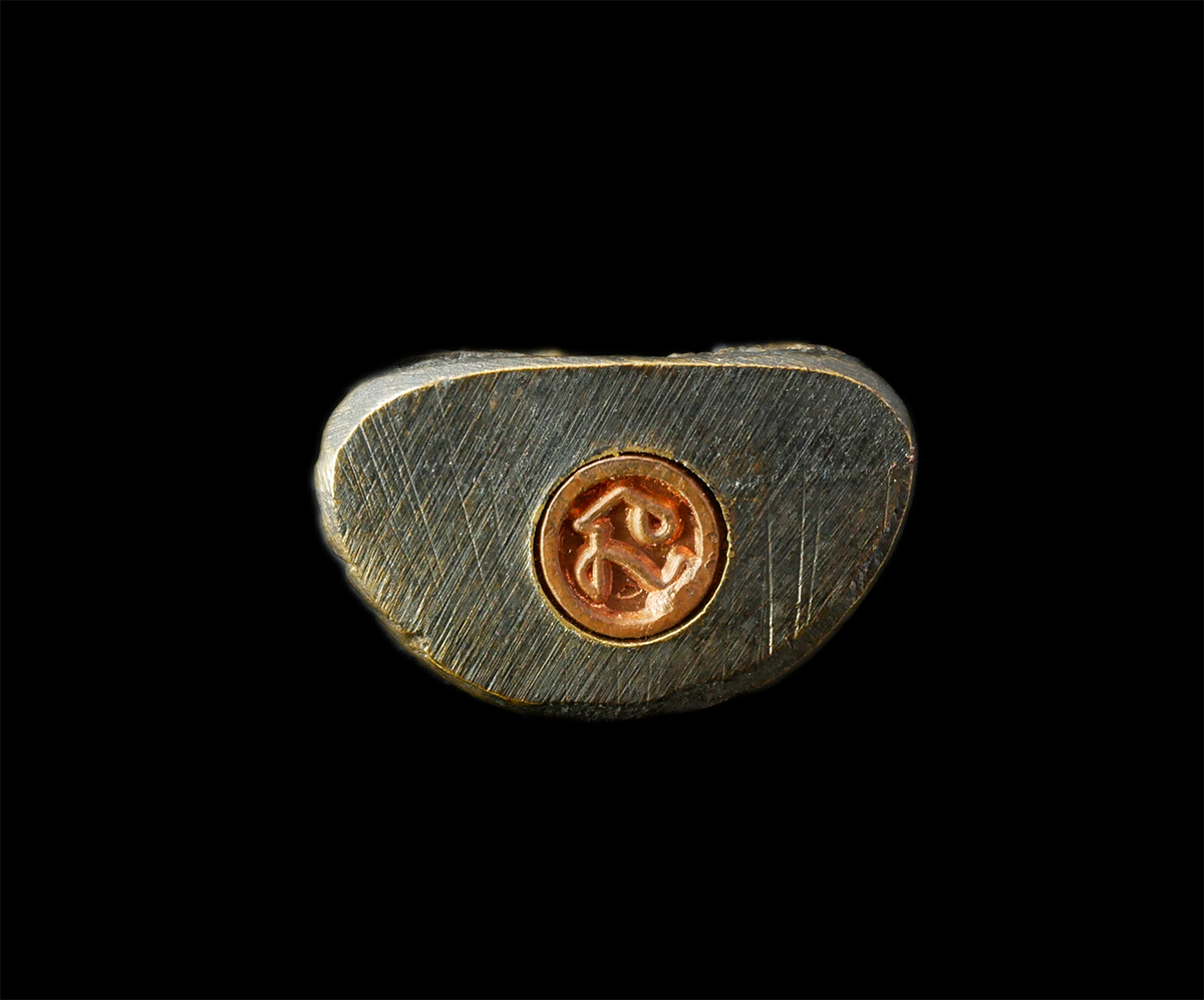 6May25 (160)cp.jpg - พระกริ่งพระเจ้าเก้าตื้อ วัดสวนดอก(บุปผาราม) อ.เมือง จ.เชียงใหม่ ปี2547 ที่ระลึกครบรอบ 500 ปี วัดสวนดอก เนื้อโลหะผสม พระเก่าสวย มวลสารดี พิธีใหญ่ พระเก [..] | https://kamulet.in.th